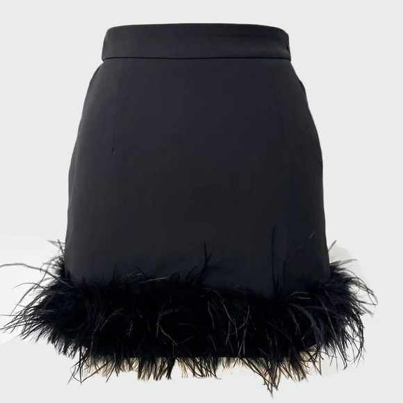 GLAM FEATHER SKIRT‎ - Picture 1 of 7